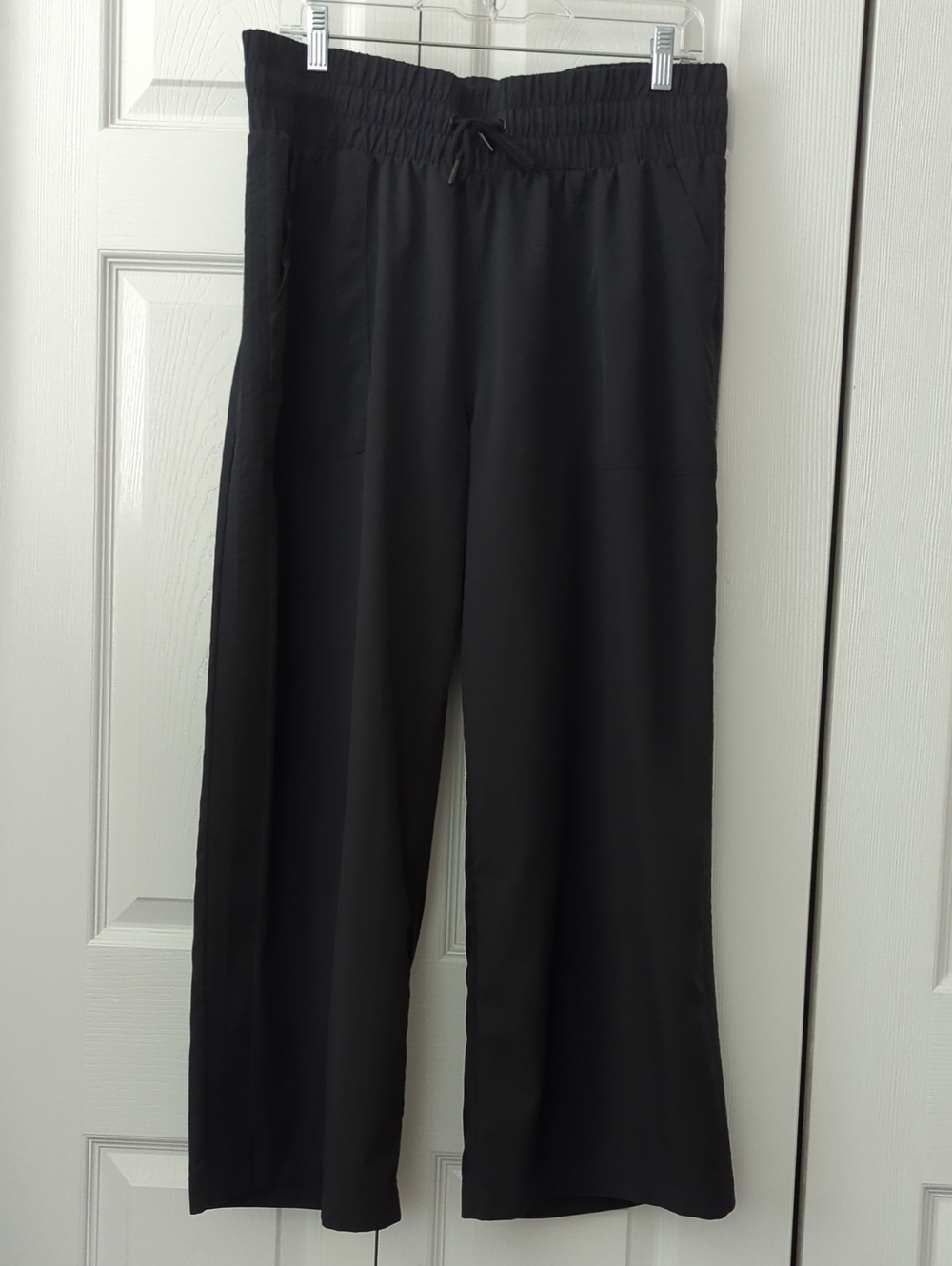 NWT! ~MONDETTA~ FABULOUS BLACK WIDE LEG PANTS-L
